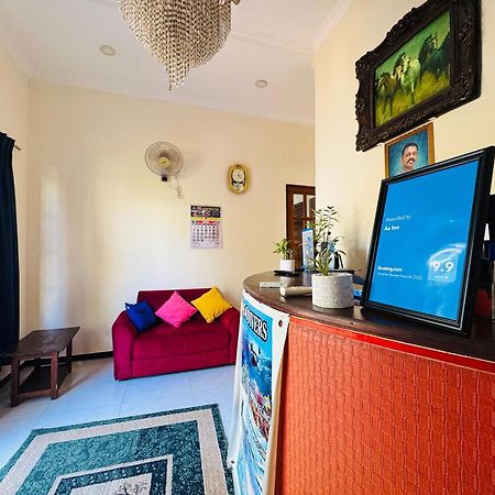Aa Inn Trincomalee Extérieur photo