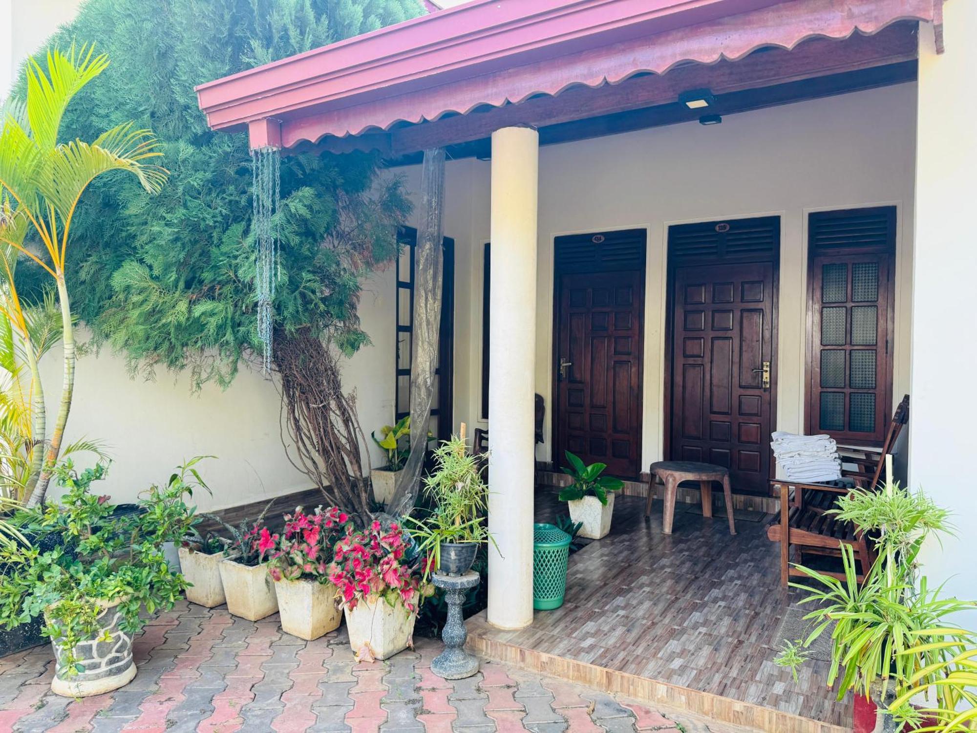 Aa Inn Trincomalee Chambre photo