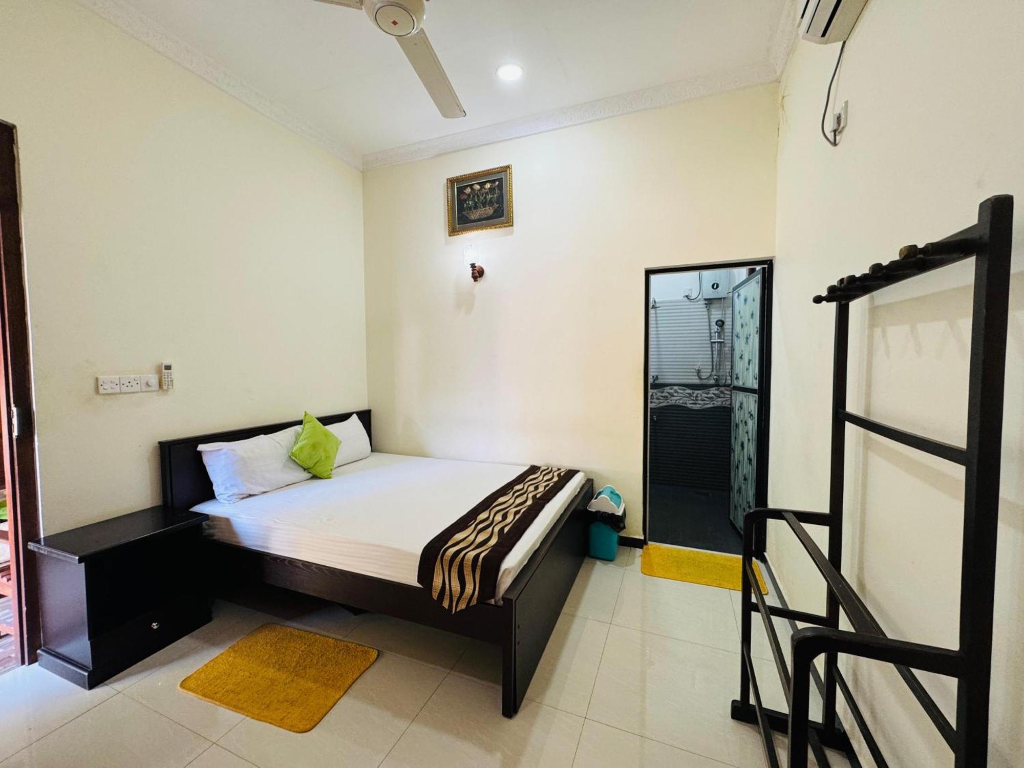 Aa Inn Trincomalee Chambre photo