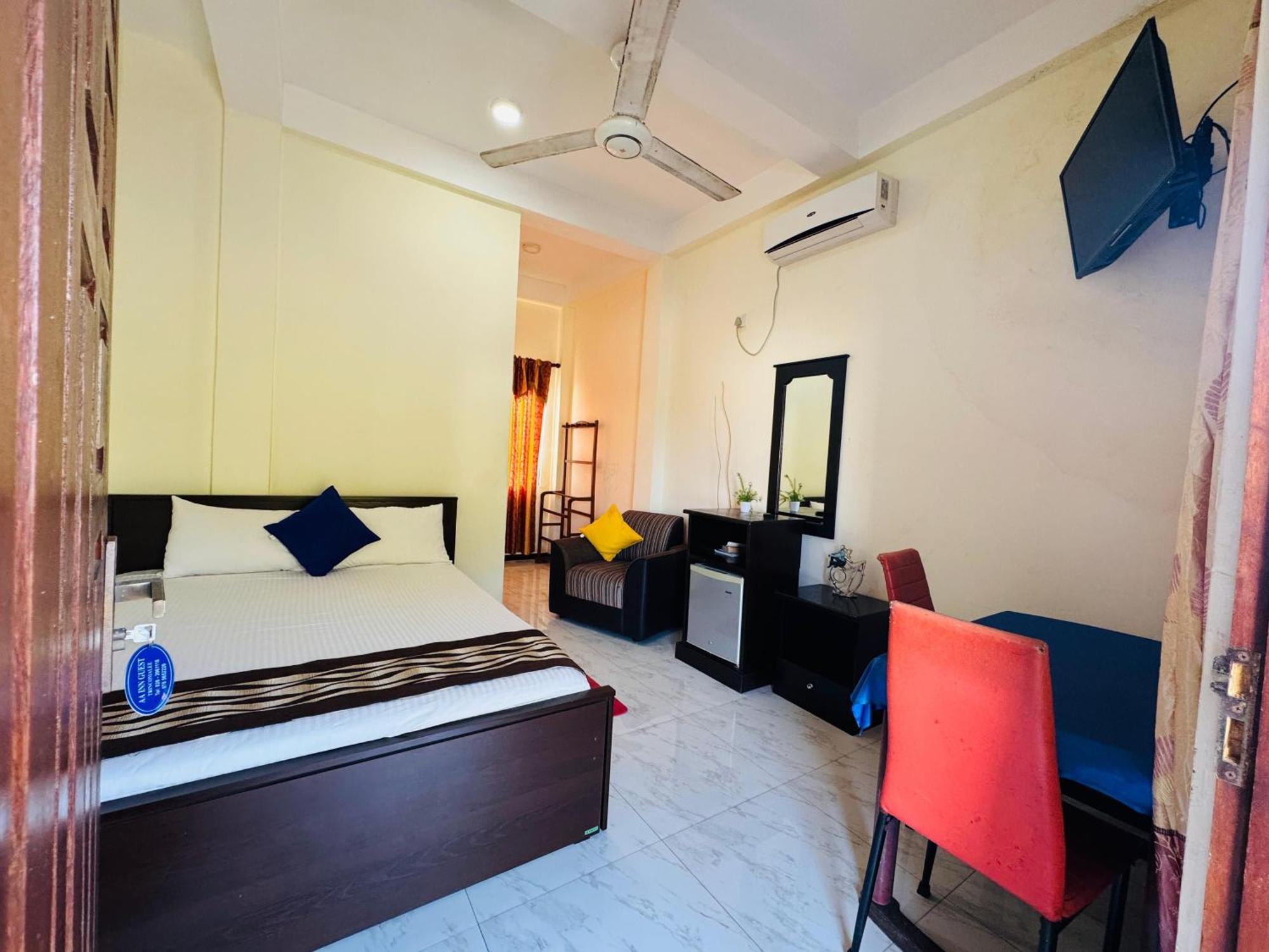 Aa Inn Trincomalee Extérieur photo